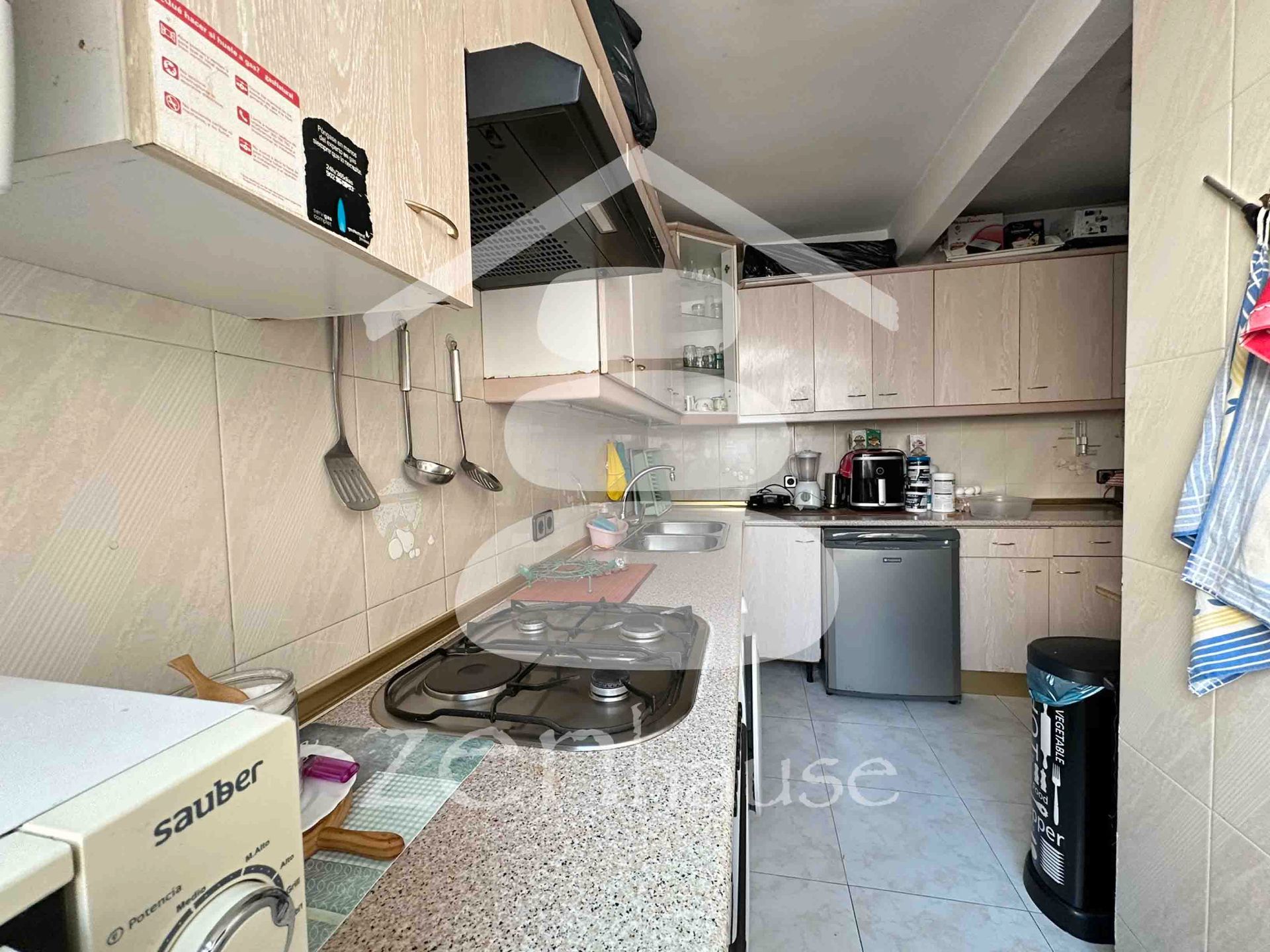 Cuina de Pis en venda en Parla amb Aire condicionat, Calefacció i Terrassa