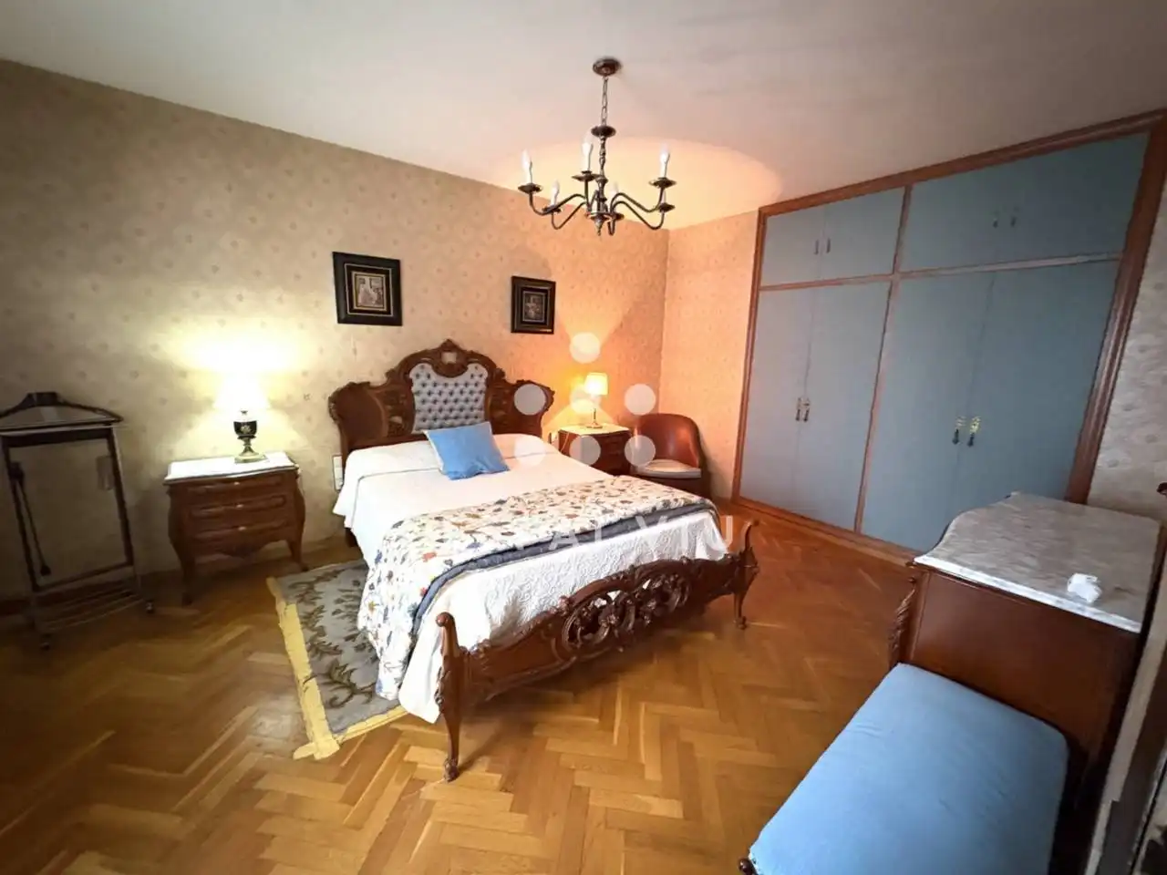 Dormitori de Pis en venda en Terrassa amb Calefacció, Parquet i Terrassa