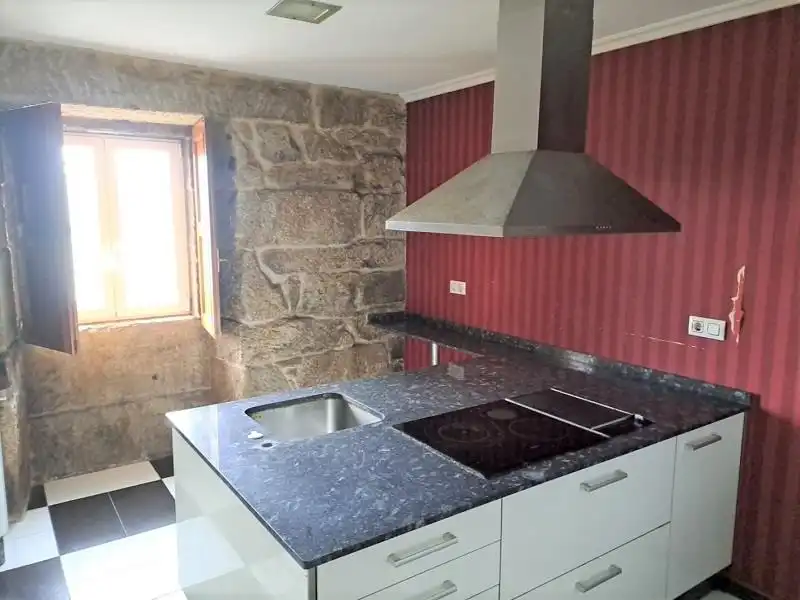Cuina de Casa adosada en venda en A Cañiza   amb Terrassa i Alarma