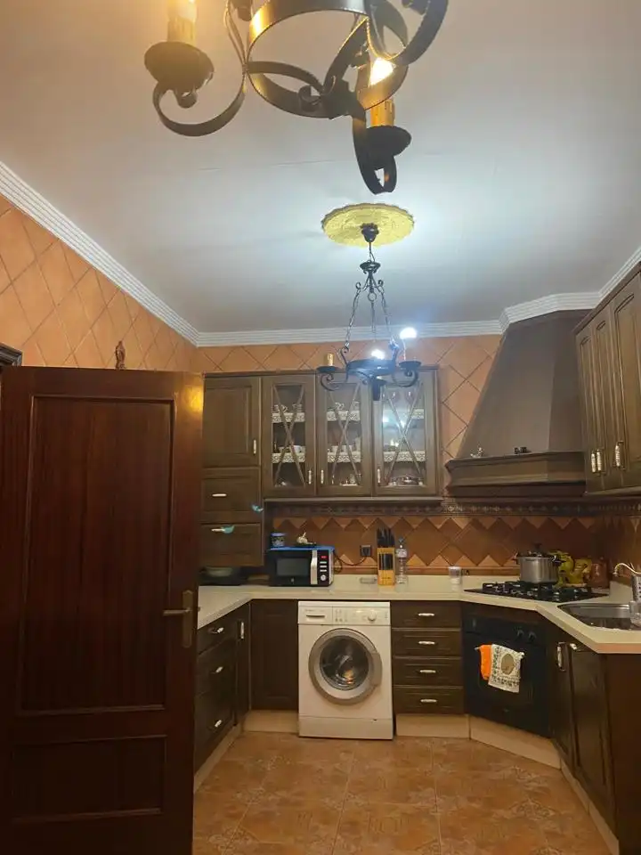 Cuina de Casa o xalet en venda en Dos Hermanas amb Aire condicionat, Jardí privat i Piscina