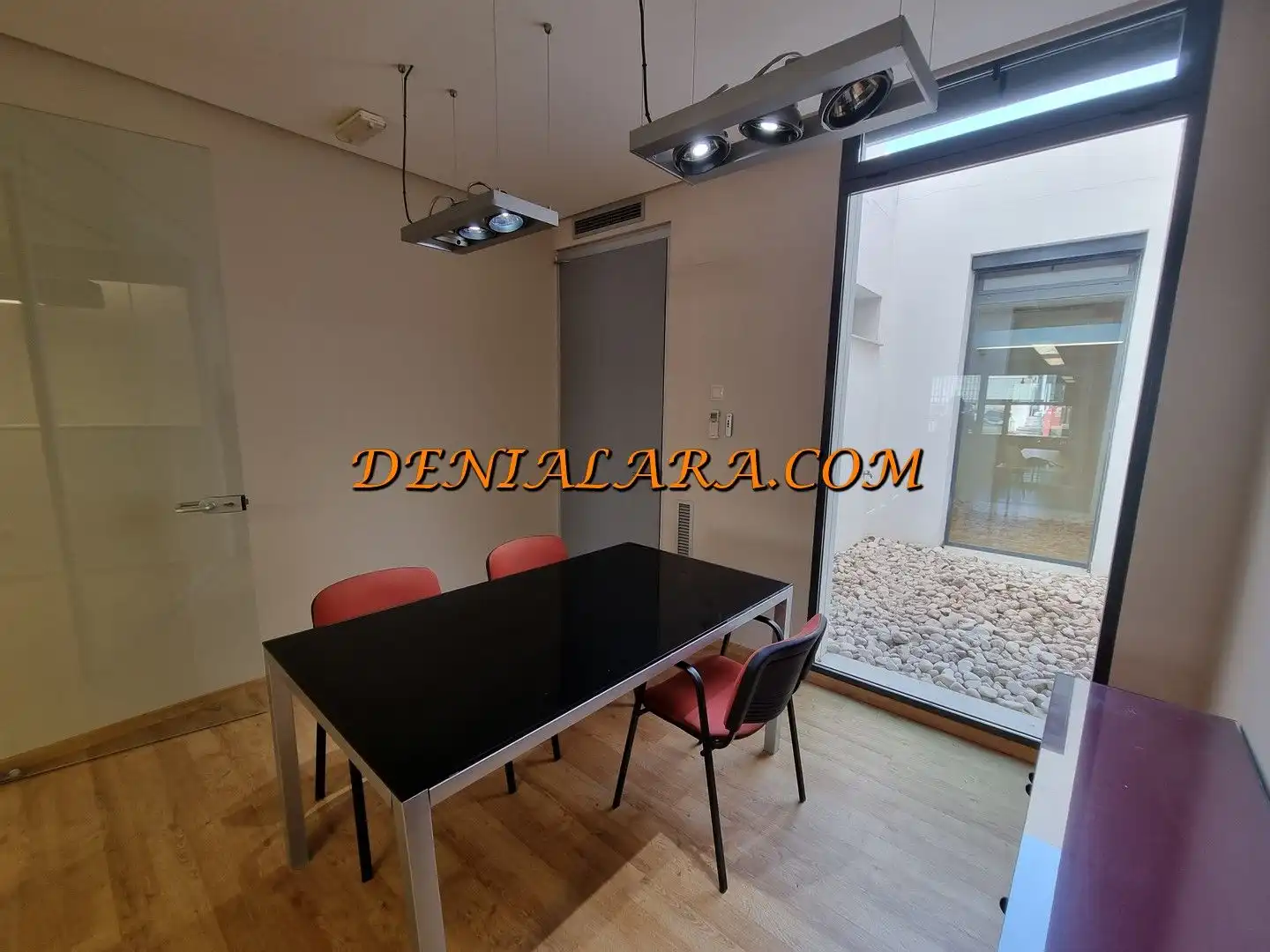 Local en venta en Ondara
