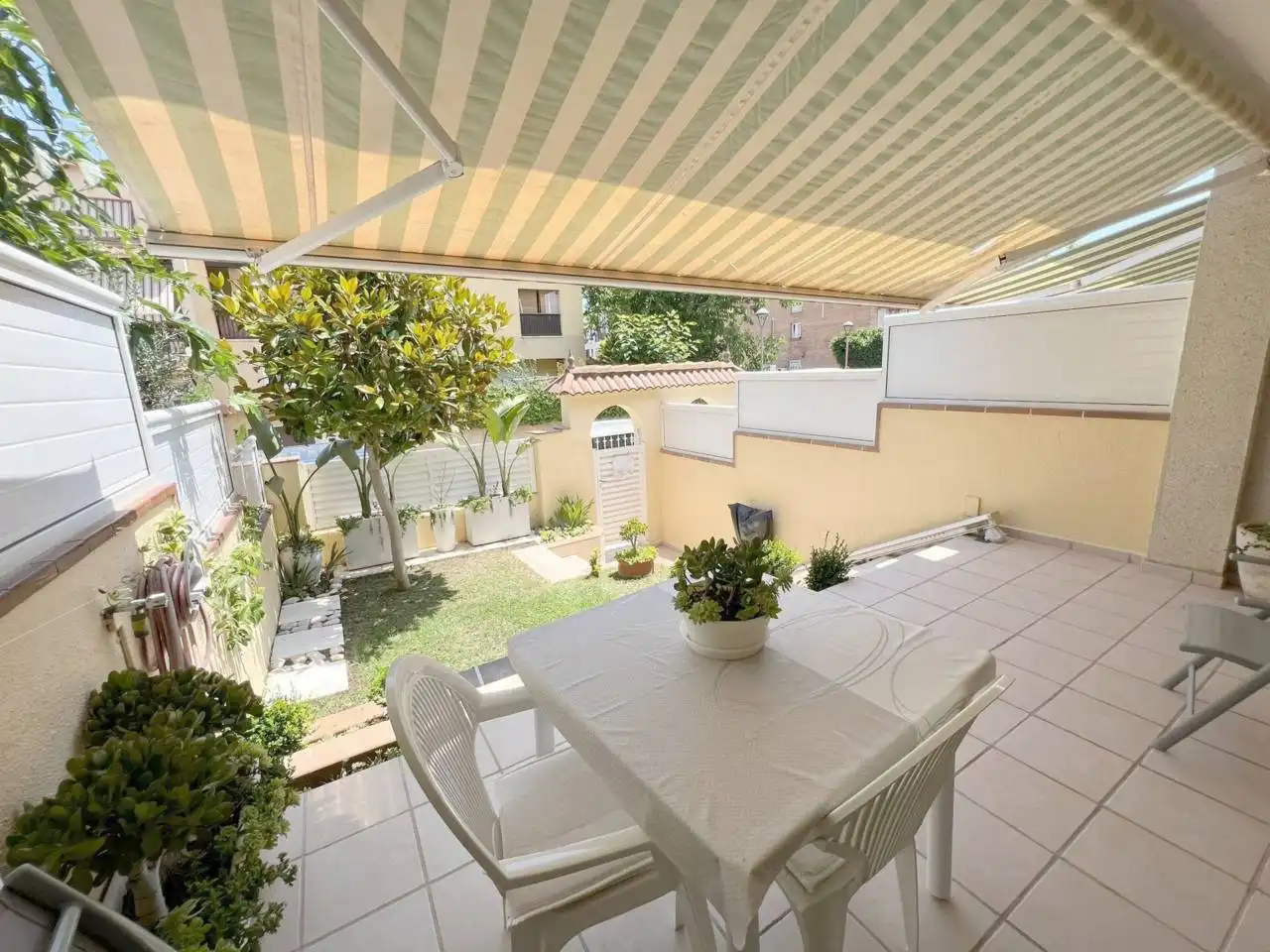 Terraza de Casa o chalet en venta en Bardají - Molí de Baix 