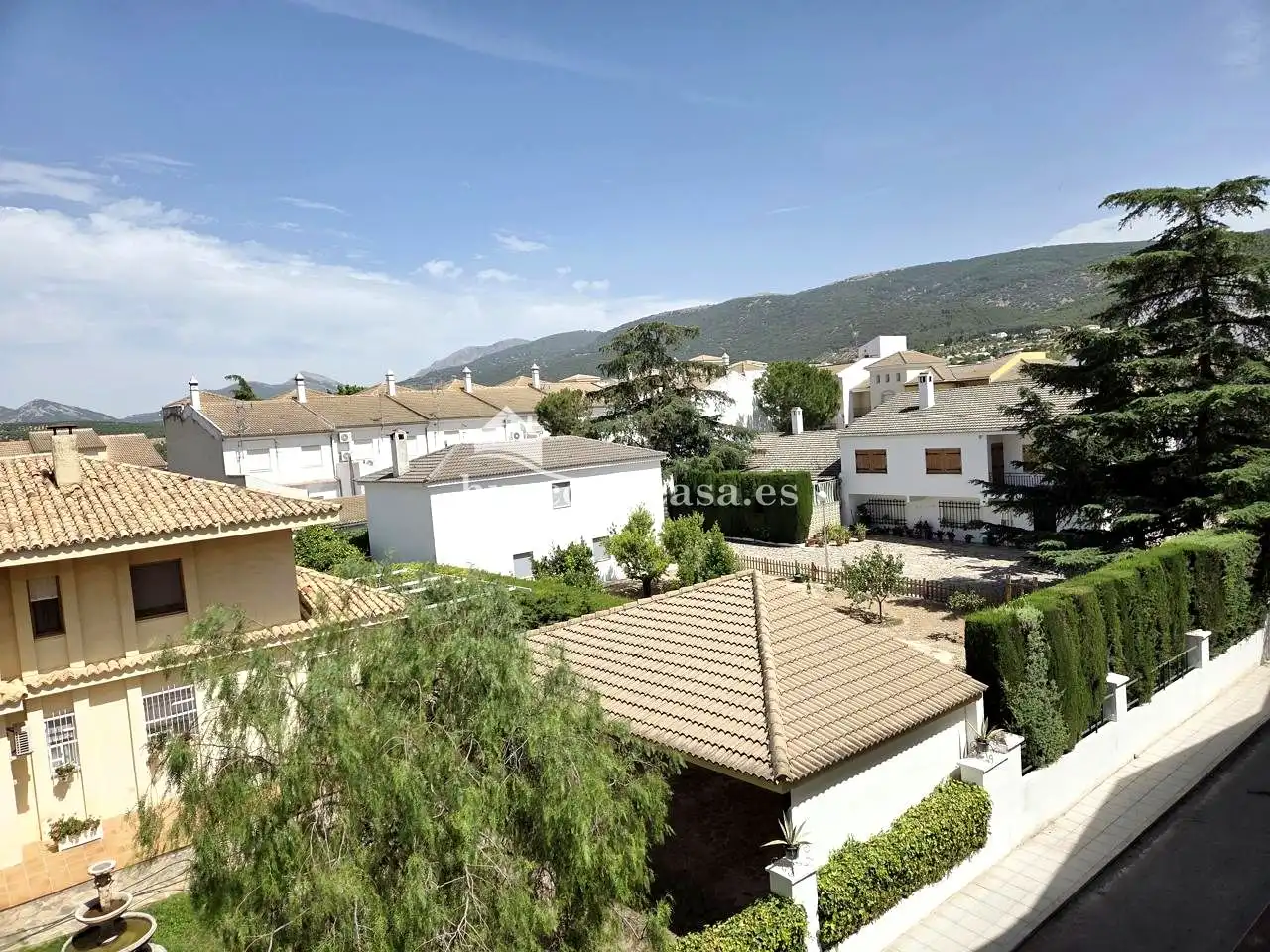 Vista exterior de Pis en venda en Mancha Real amb Balcó