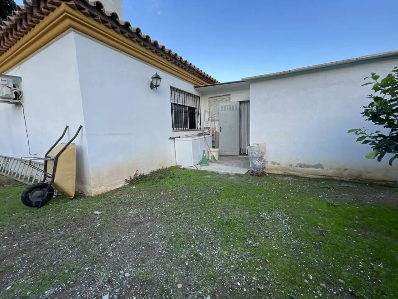 Jardí de Finca rústica en venda en Estepona amb Aire condicionat, Calefacció i Jardí privat
