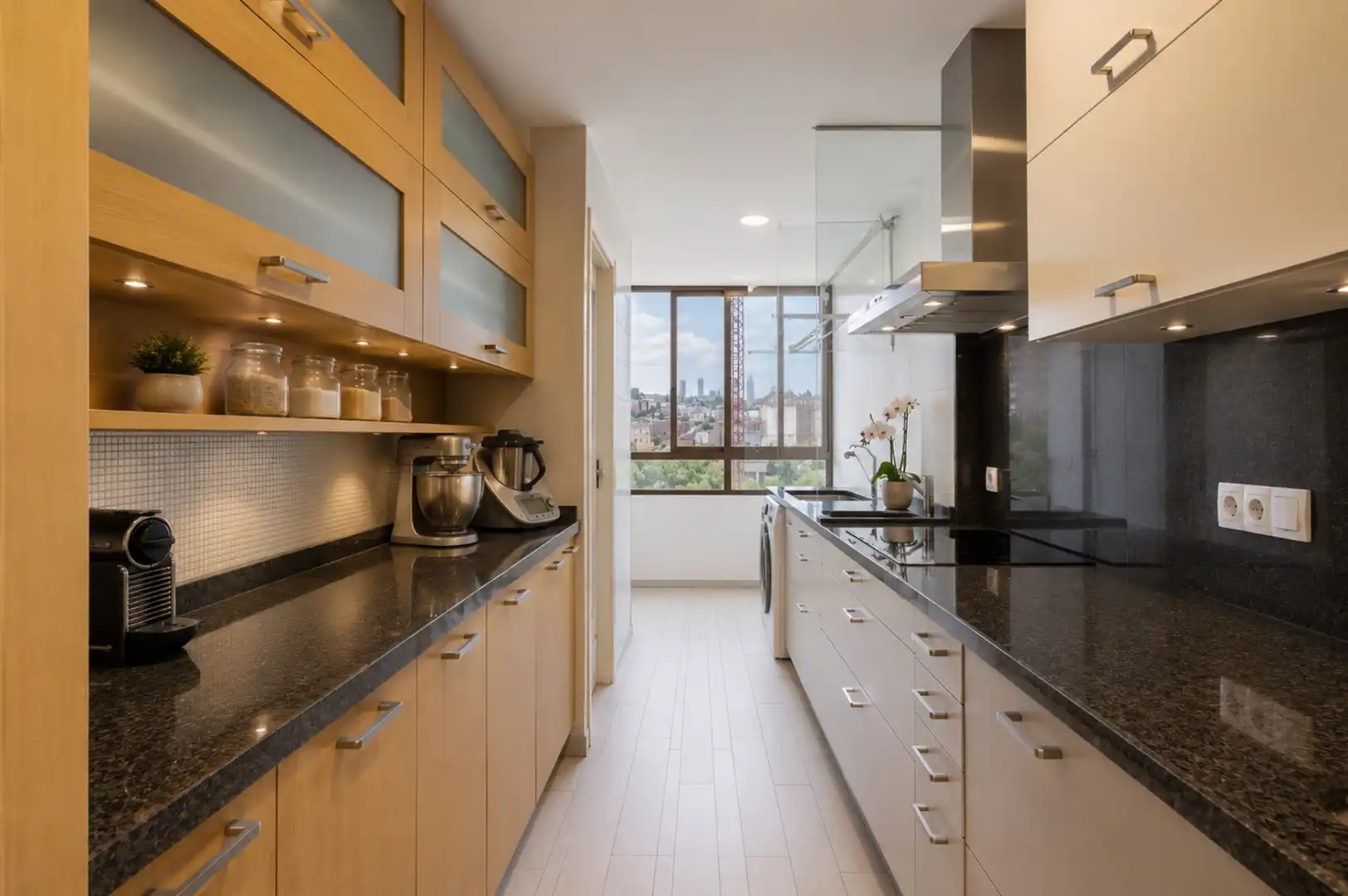 Cocina de Piso en venta en Madrid con Aire acondicionado, Calefacción y Jardín privado