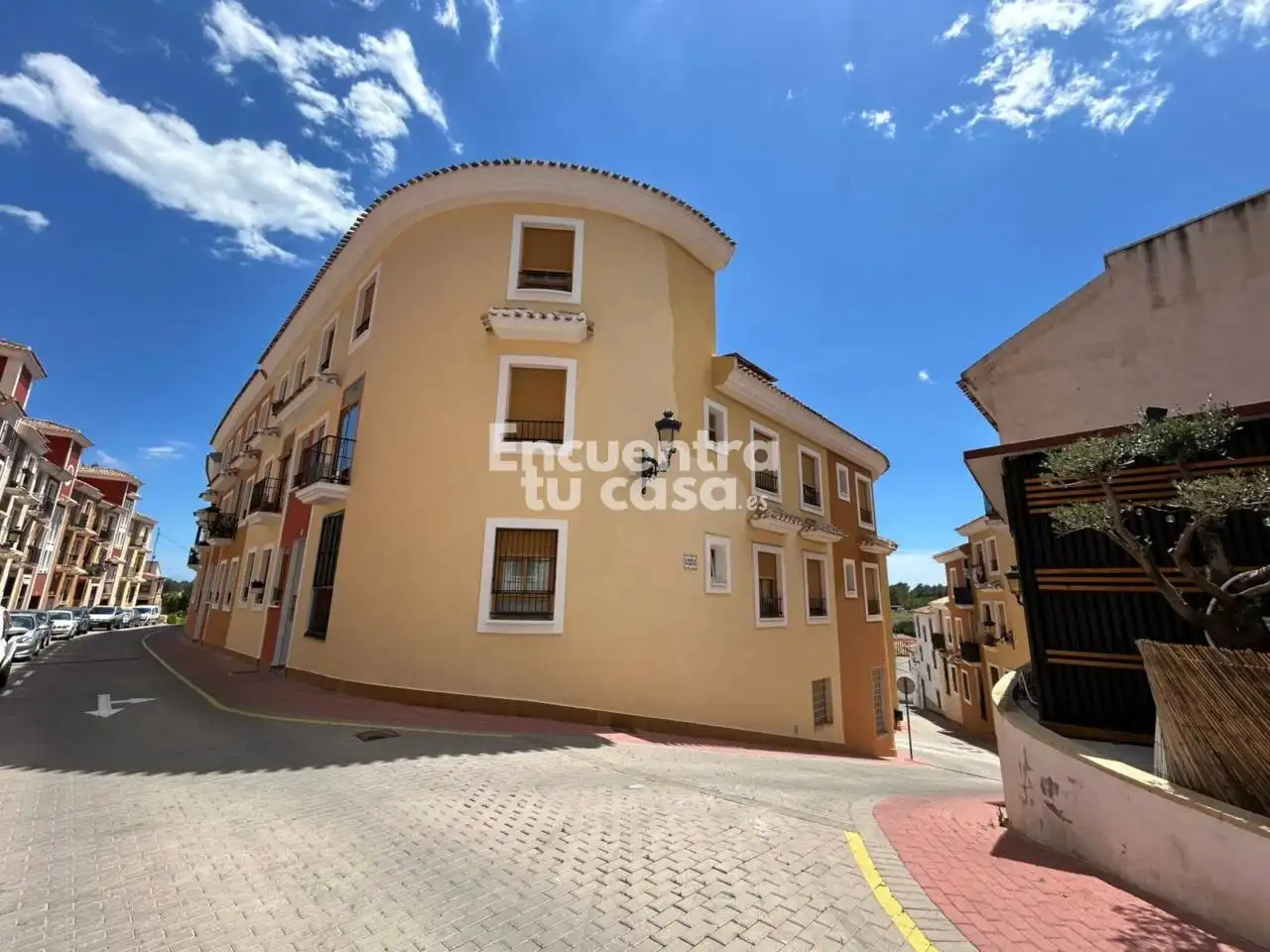 Vista exterior de Piso en venta en Polop con Amueblado y Alarma