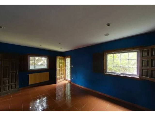 Casa-chalet en Venta en Entrimo