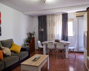 Living room of Flat for sale in  Valencia Capital  with Air Conditioner