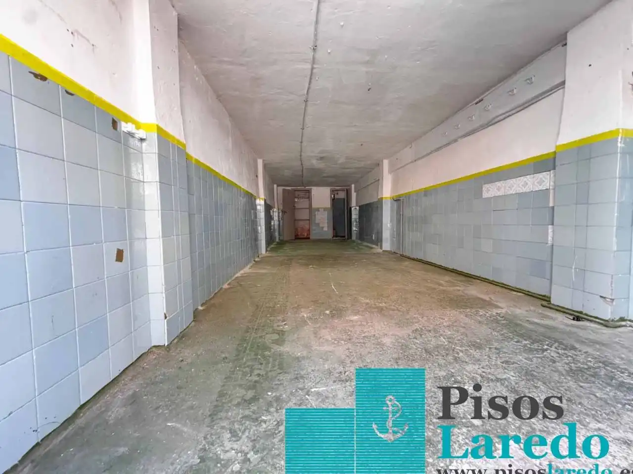 Parkplatz von Garage zum Verkauf in Laredo