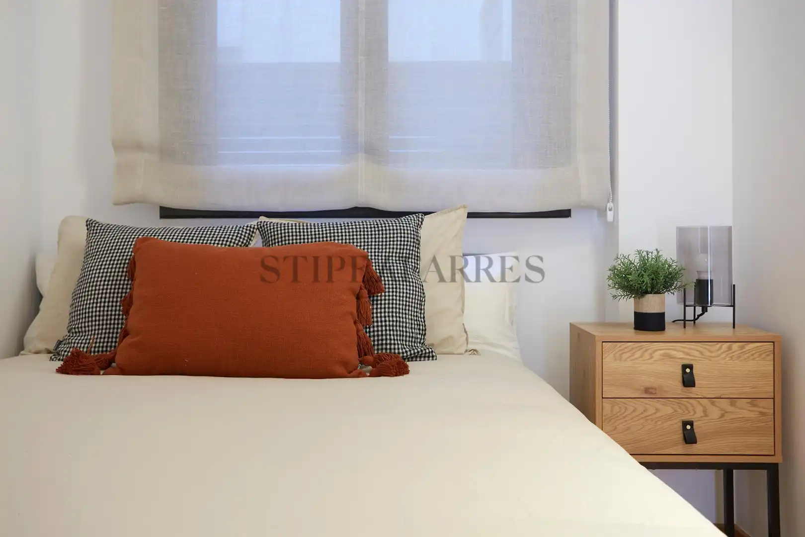 Habitación de Dúplex en venta en Barcelona con Aire acondicionado, Calefacción y Balcón