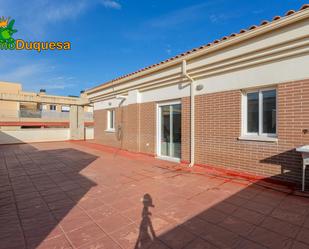 Vista exterior de Àtic en venda en Churriana de la Vega amb Aire condicionat, Calefacció i Terrassa