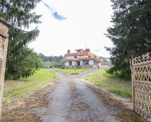 Exterior view of House or chalet for sale in Gijón   with Terrace, Swimming Pool and Balcony