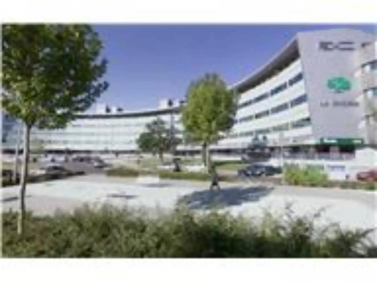 Vista exterior de Oficina de lloguer en Tres Cantos amb Aire condicionat, Calefacció i Alarma