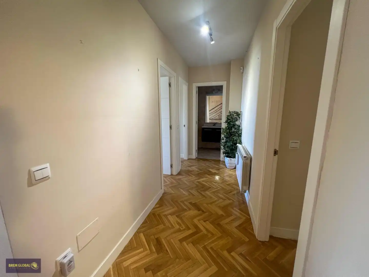 Semi-detached house with garden for sale in Calle Calle Mondalindo, imagen 30
