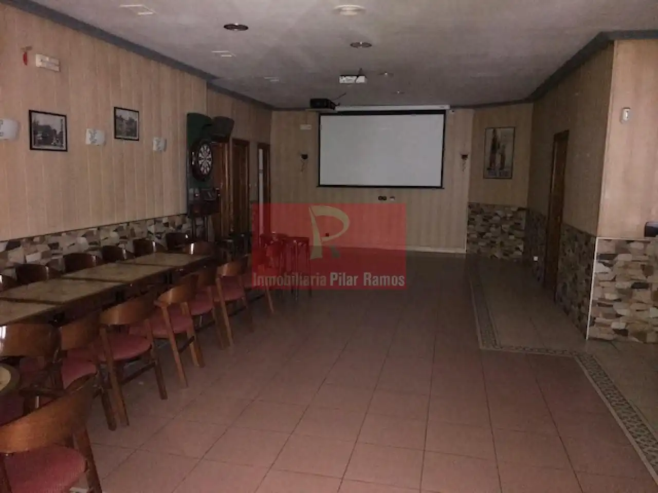 Local comercial en venda a San Mamés - La Palomera