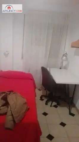 Habitación de Piso de alquiler en Sevilla con Aire acondicionado, Calefacción y Amueblado