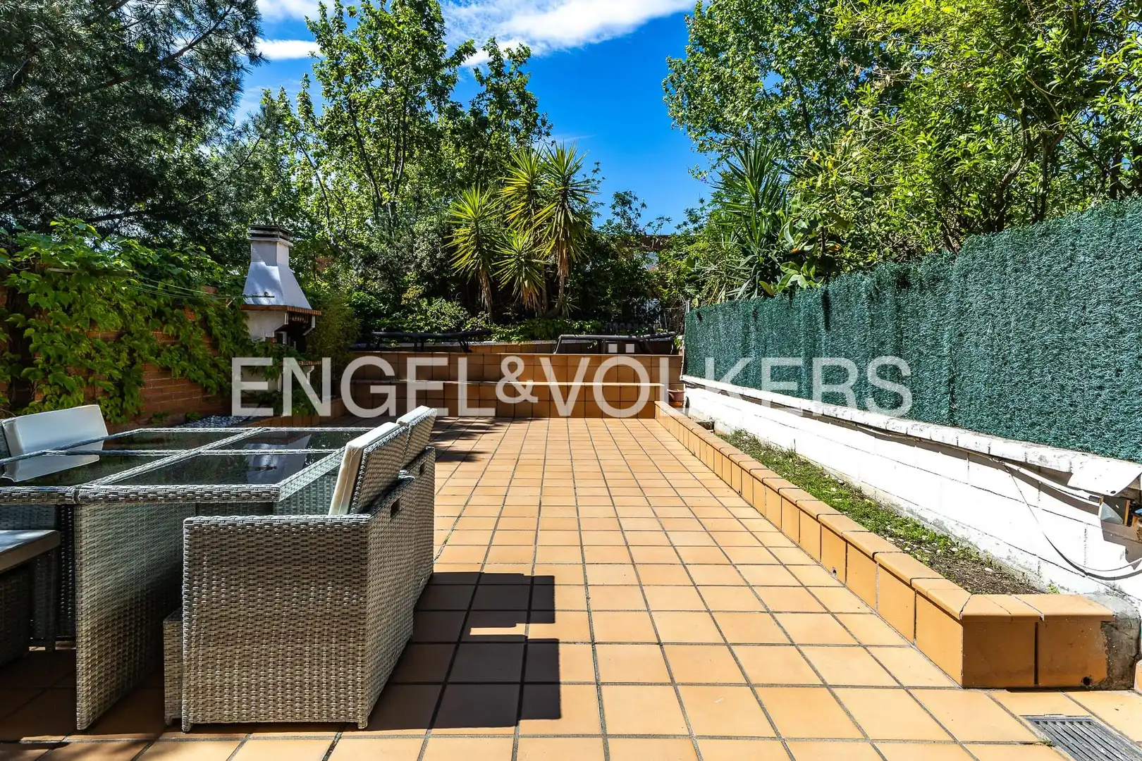 Terrace of Houses for sale in Badalona  with Air Conditioner, Heating and Private garden