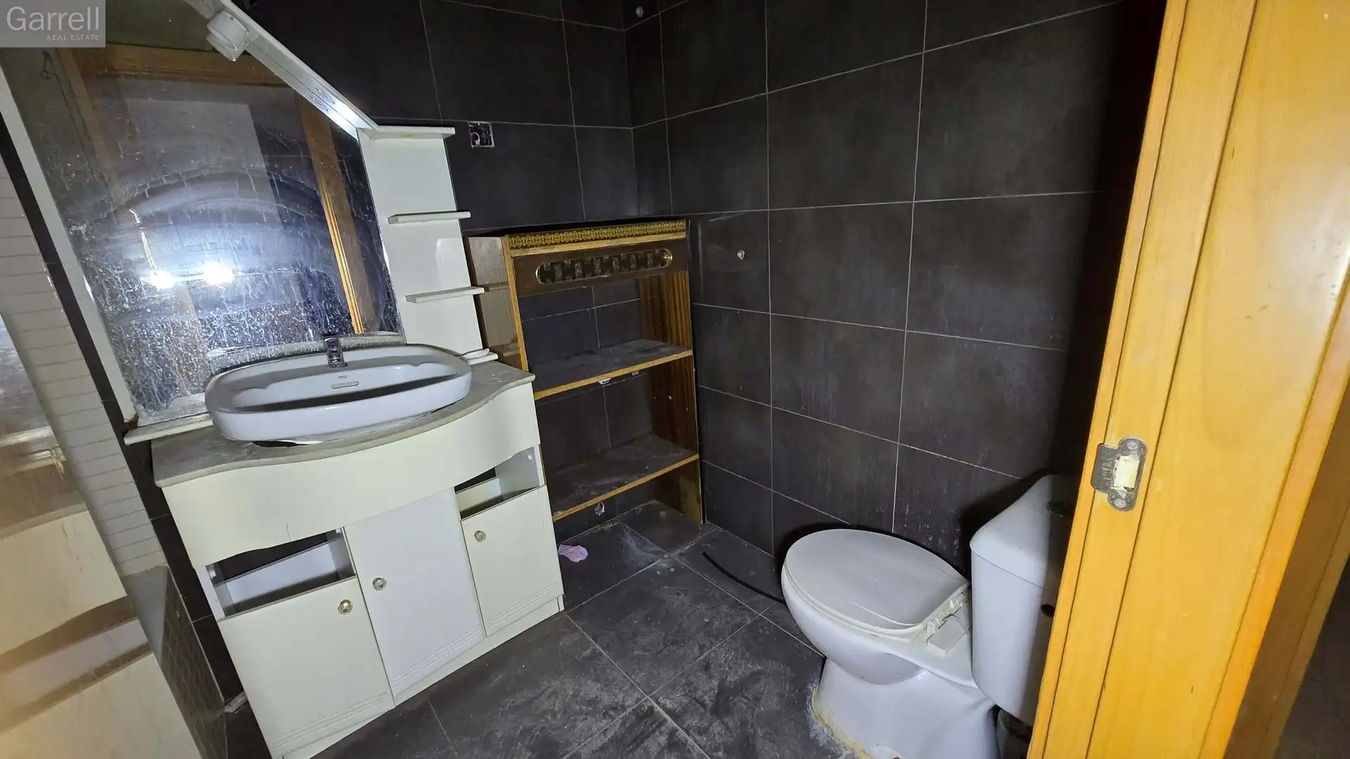 Buildings for sale in CL LLEIALTAT ESPLUGUES DE LLOBREGAT (BARCELONA), Can Clota