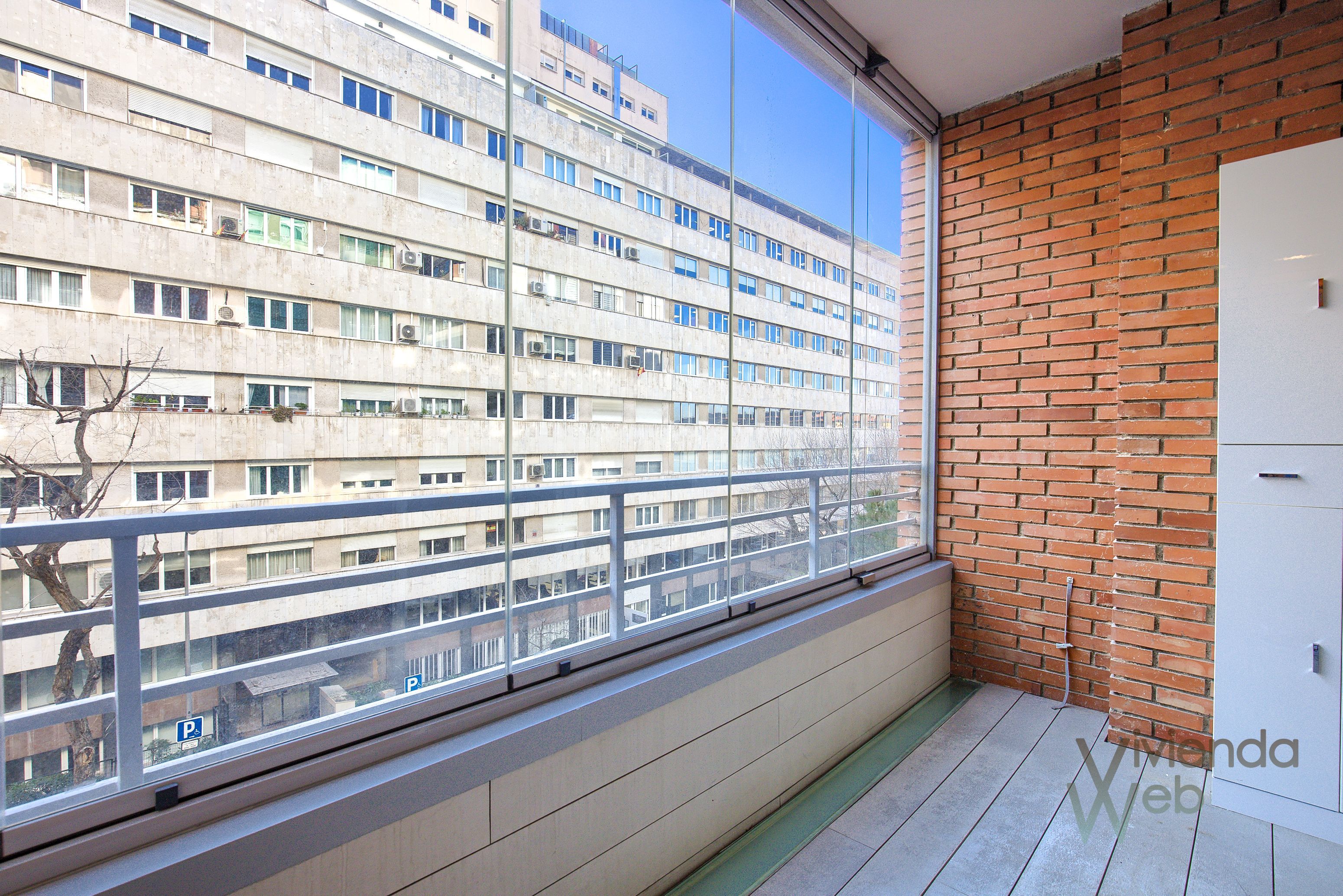 Balcony of Flat to rent in  Madrid Capital  with Air Conditioner, Heating and Parquet flooring