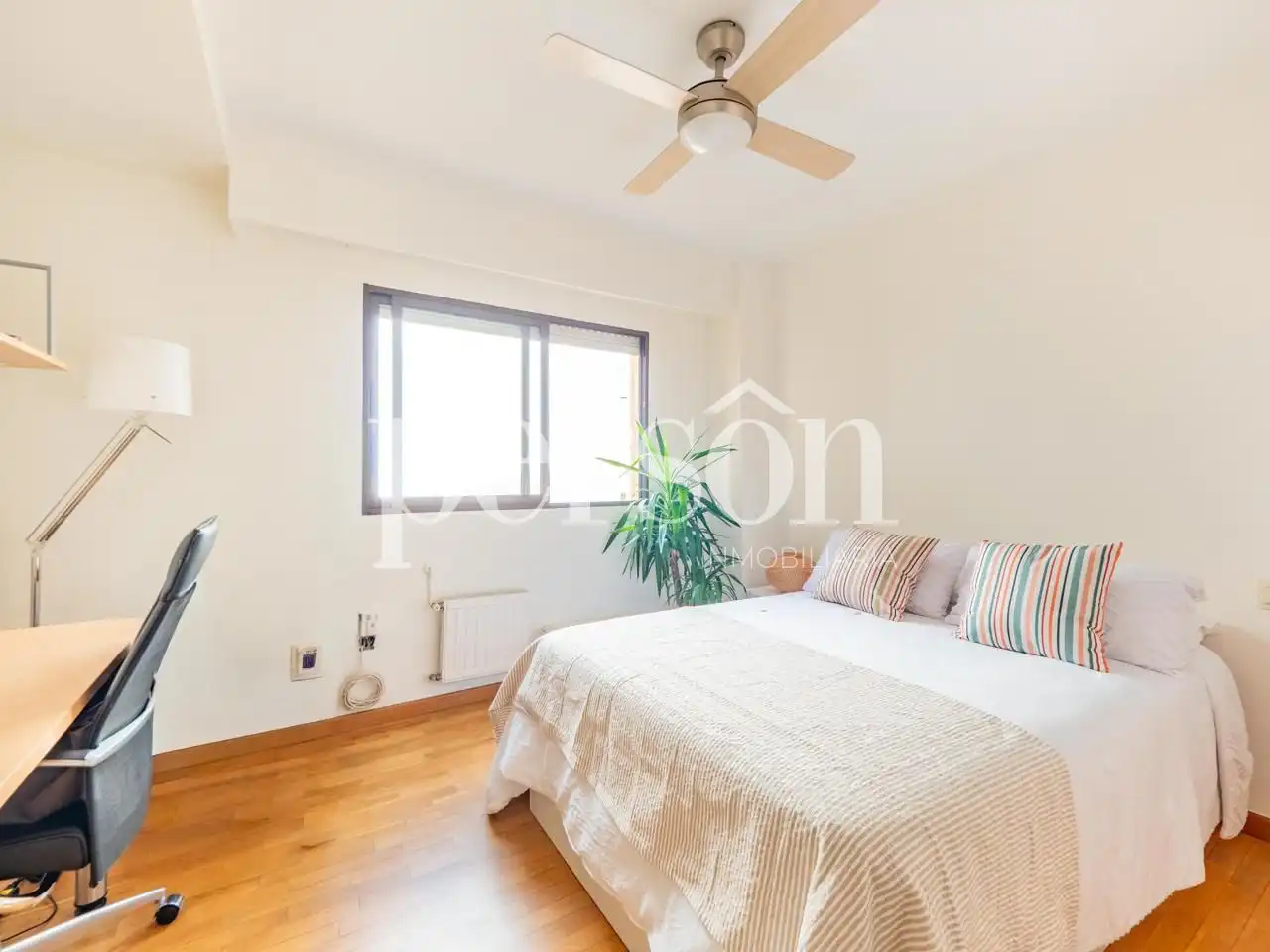 Habitación de Piso en venta en Valencia con Aire acondicionado, Calefacción y Parquet