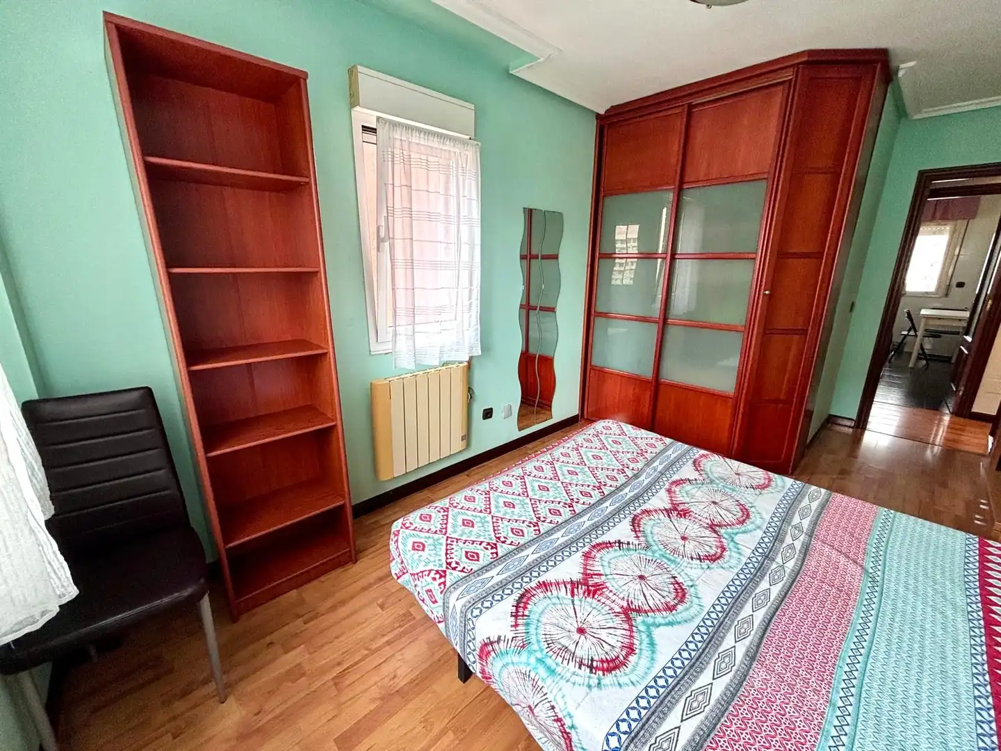 Habitación de Piso en venta en Gijón  con Calefacción, Terraza y Trastero