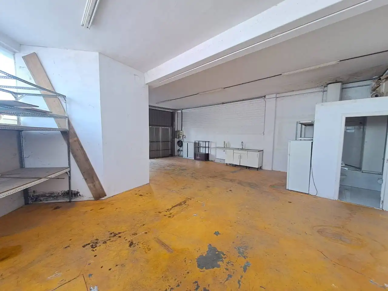 Industrial buildings for sale in Burgos