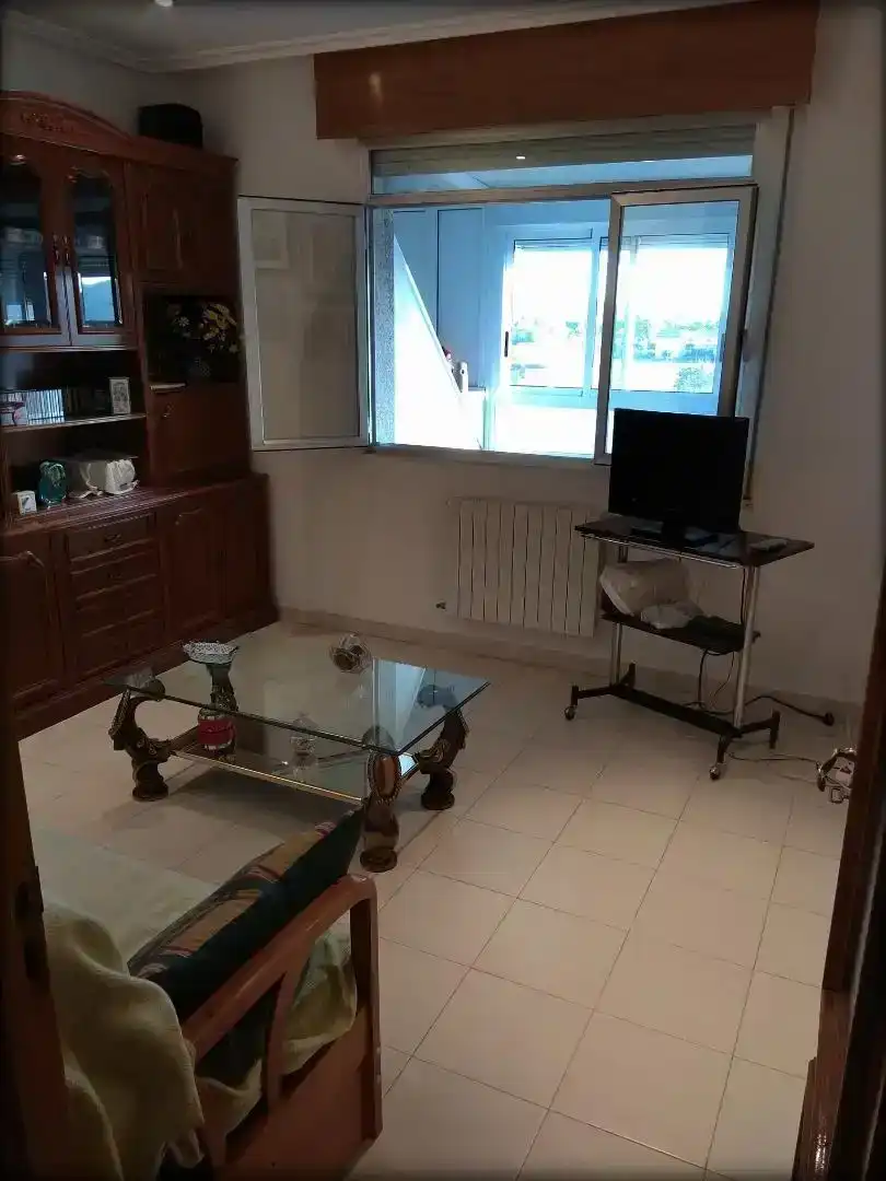 Sala de estar de Piso en venta en Verín con Parquet, Amueblado y Horno