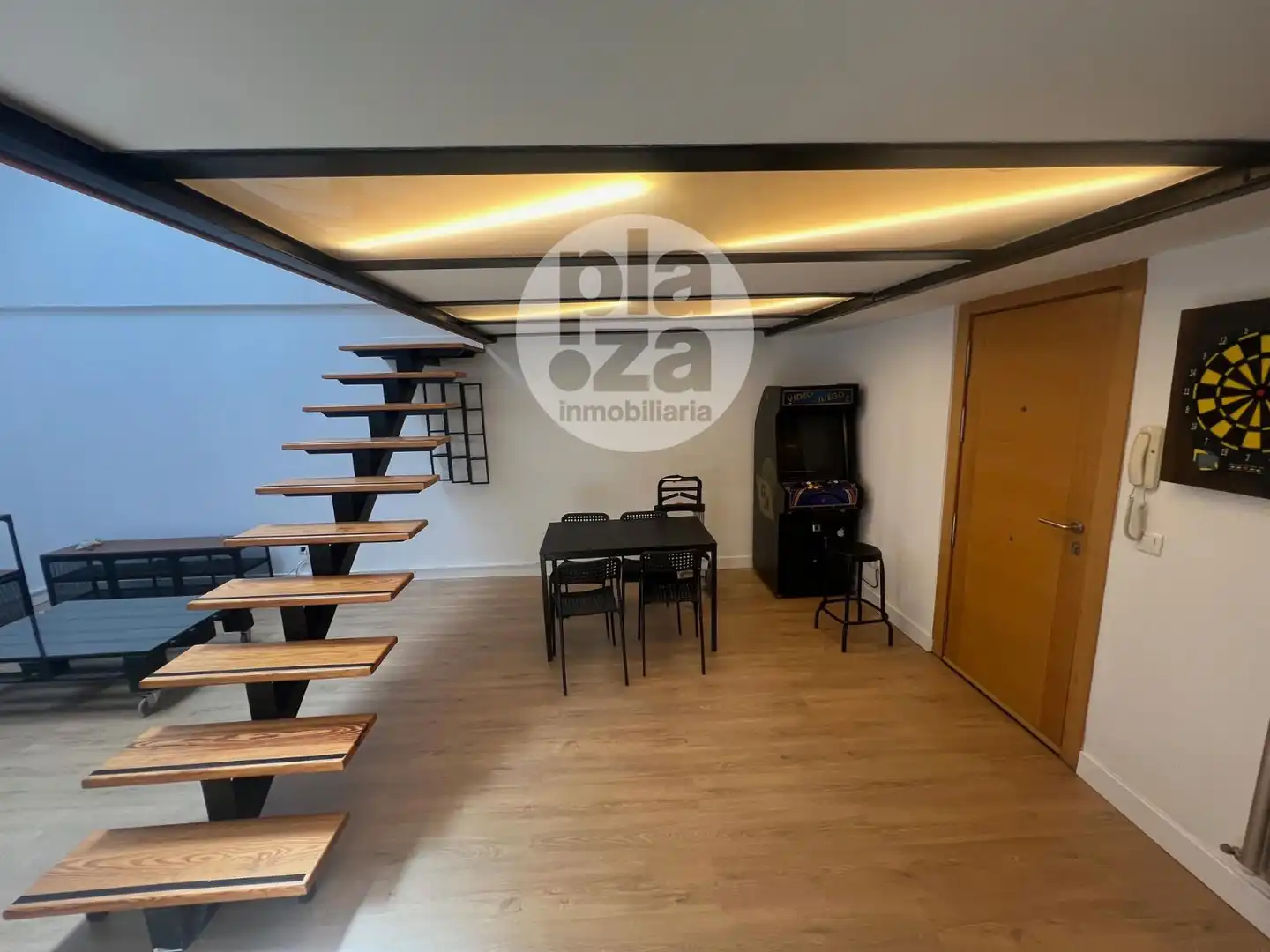 Flat for sale in Burgos  with Air Conditioner and Heating