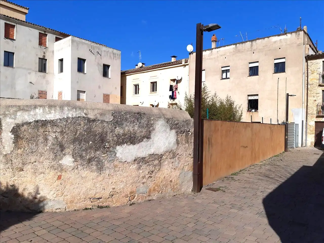 Local en venda a TARONGERS, La Bisbal d'Empordà