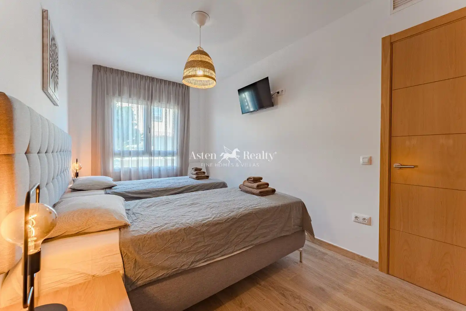 Schlafzimmer von Wohnung zum Verkauf in Arona mit Klimaanlage, Privatgarten und Terrasse