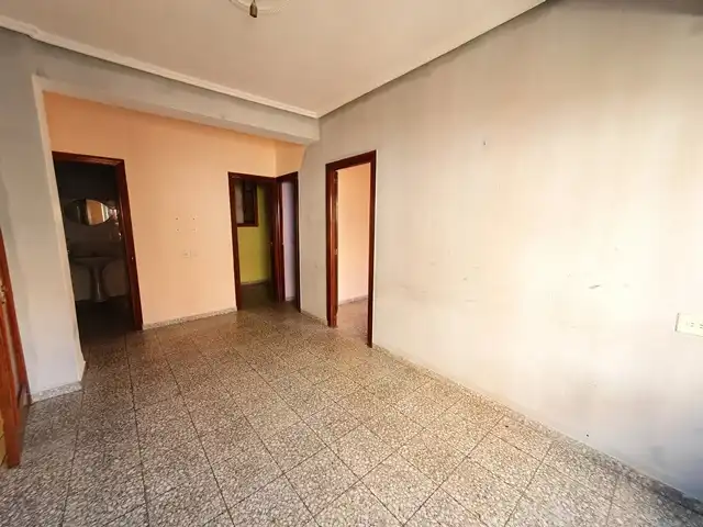 Casa adosada en venda en Castellnovo amb Terrassa, Traster i Balcó