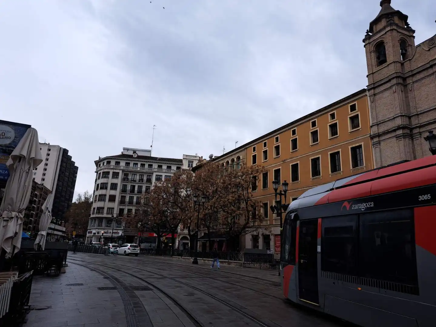 Vista exterior de Garaje en venta en Zaragoza