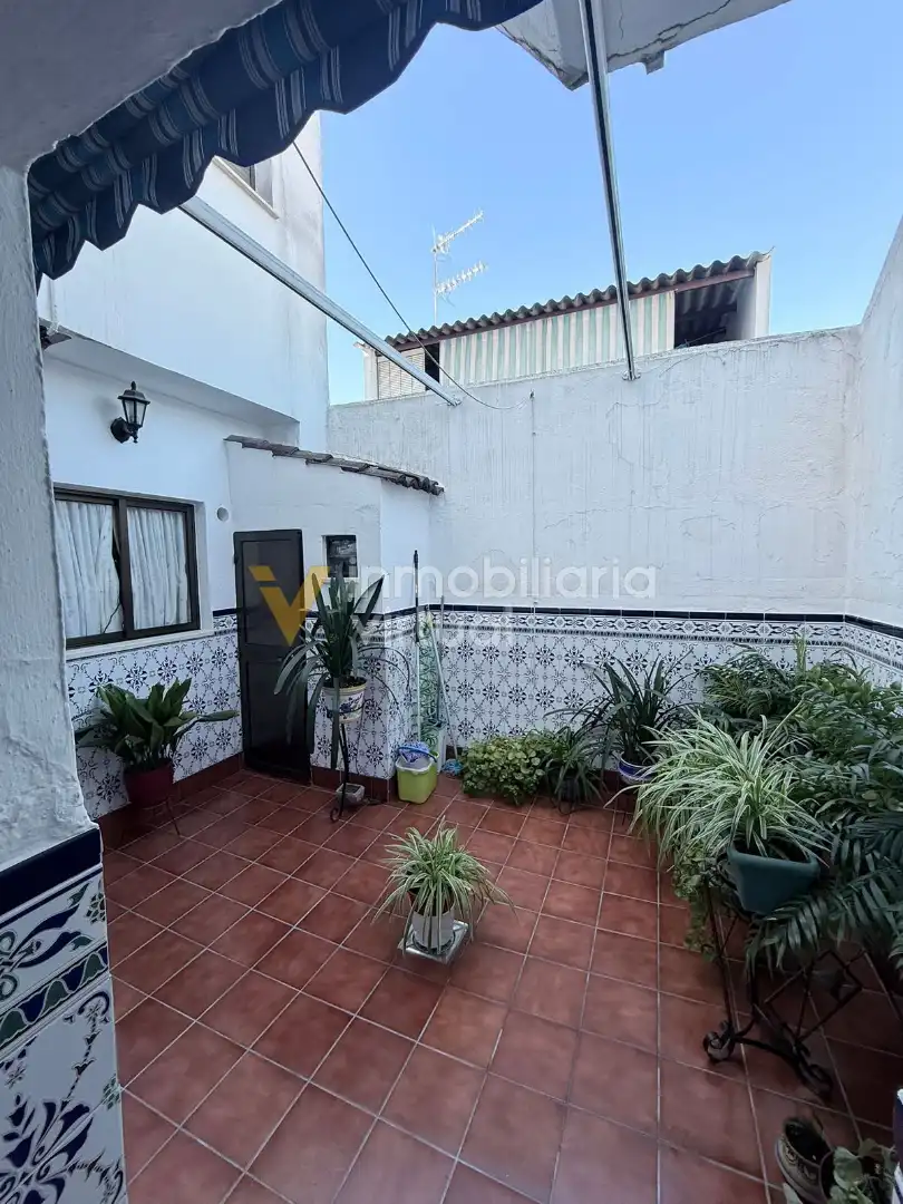 Terrassa de Casa o xalet en venda en Lucena amb Moblat