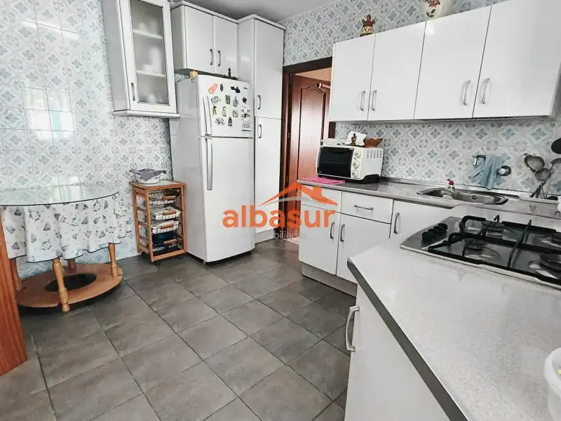 Cocina de Casa o chalet en venta en Córdoba con Terraza, Amueblado y Horno
