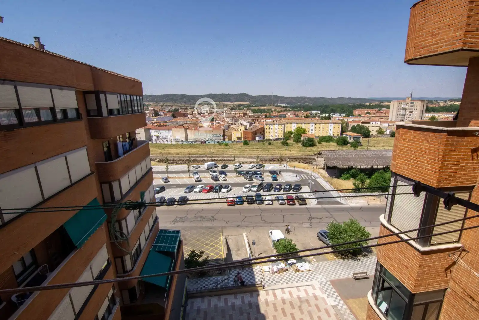 Vista exterior de Pis en venda en Cuenca amb Calefacció, Parquet i Terrassa
