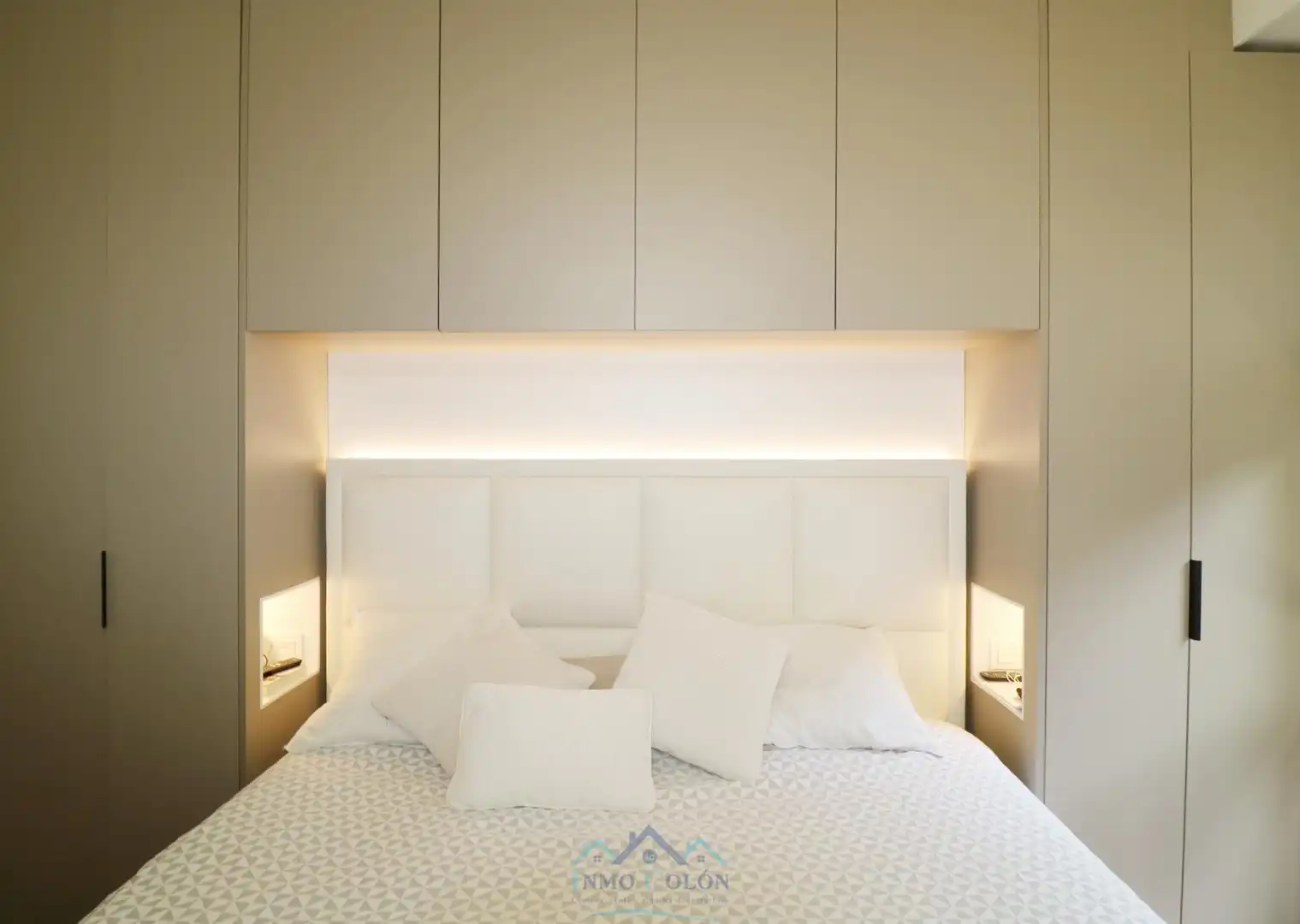 Bedroom of Duplexes for sale in Irun   with Heating, Terrace and Balcony