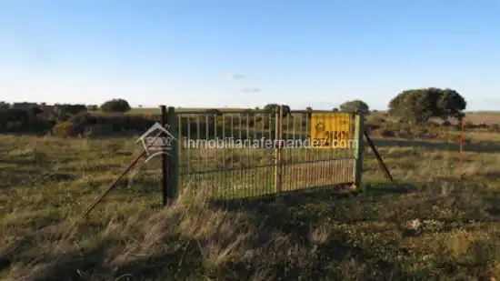 Casa en venda a Valdesalor - Rincón de Ballesteros