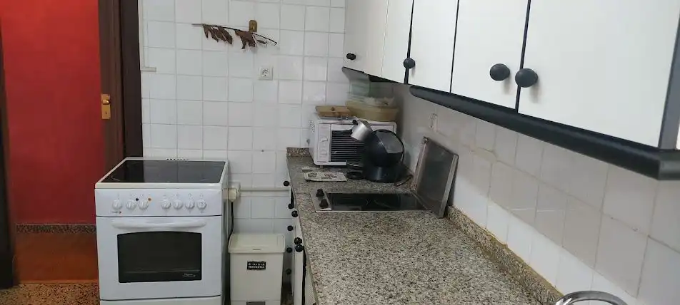 Cuina de Pis en venda en Gijón  amb Calefacció i Terrassa