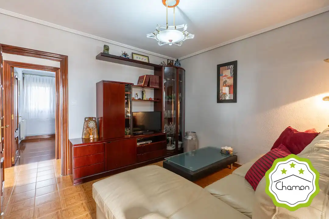 Wohnzimmer von Country house zum Verkauf in Erandio mit Heizung, Privatgarten und Terrasse