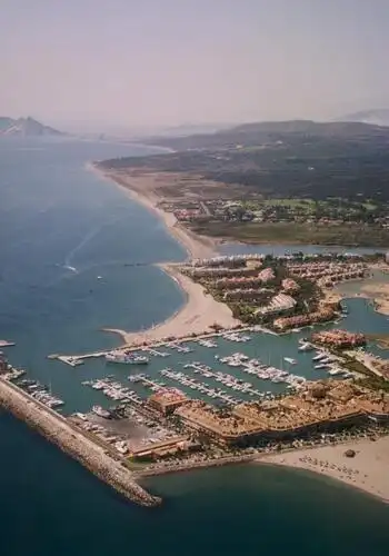 Flat for sale in Sotogrande, Cádiz