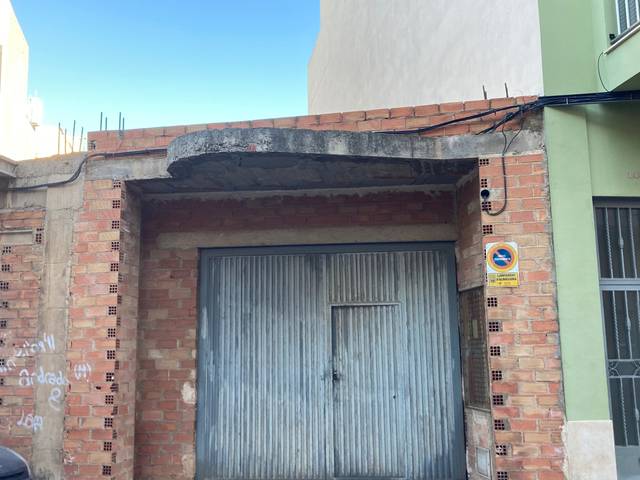 Local comercial en Venta en Carrer de Sant Felip, 148 en Centro