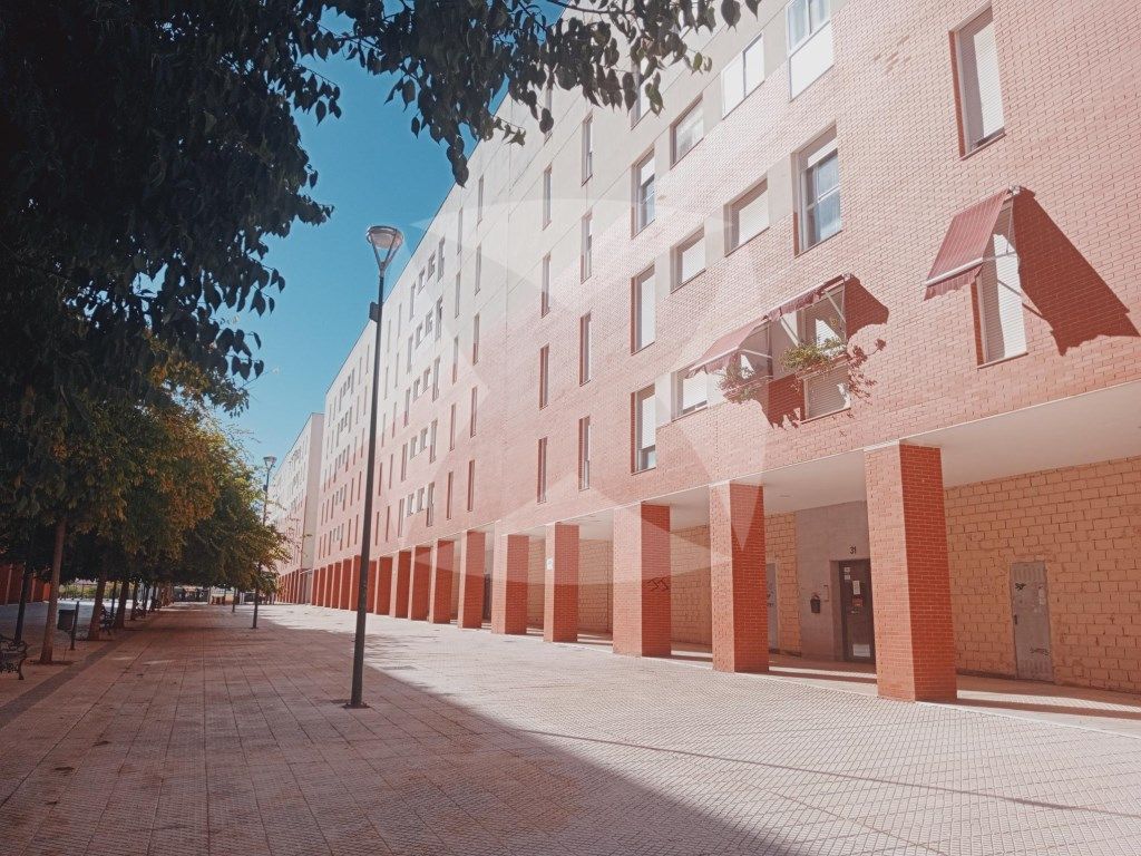 Exterior view of Garage for sale in Badajoz Capital