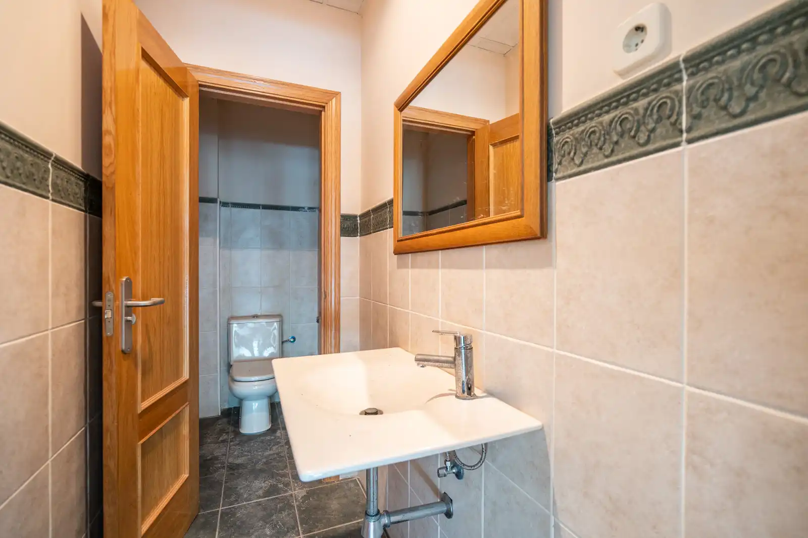 Bathroom of Industrial buildings for sale in Colmenar Viejo  with Heating