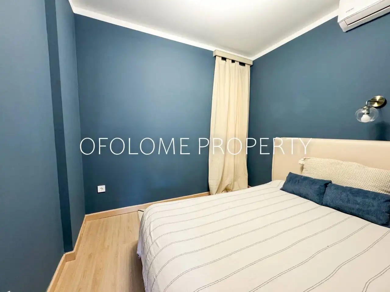 Bedroom of Flat for sale in Barcelona  with Air Conditioner, Heating and Parquet flooring
