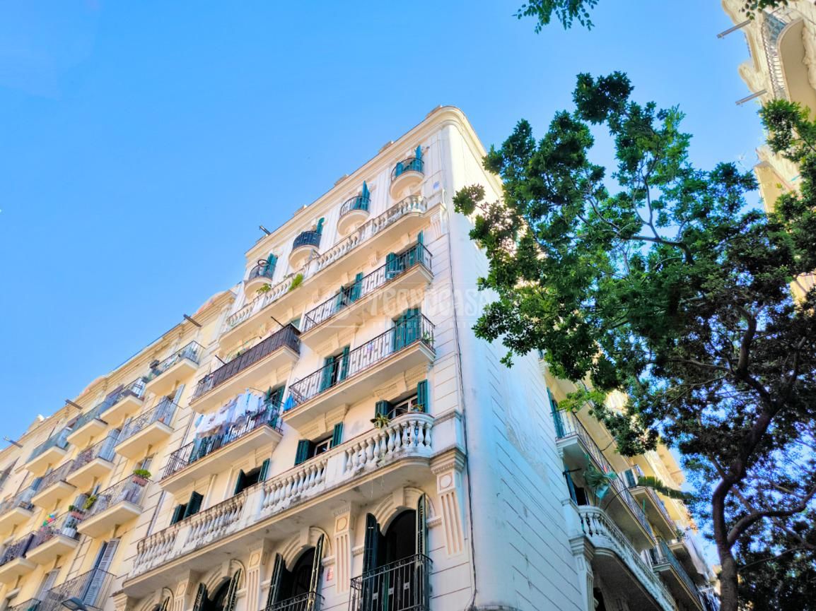 Local de alquiler en El Poble Sec - Parc de Montjuïc, Sants - Montjuïc