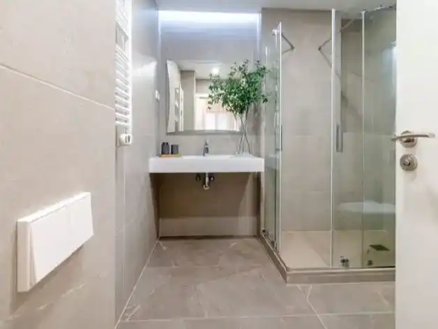 Badezimmer von Wohnungen zum Verkauf in  Barcelona Capital mit Klimaanlage und Balkon