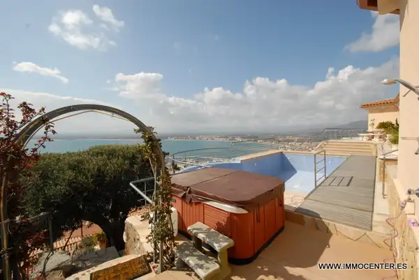 Casa o chalet en venta en Almadrava - Canyelles - Puig-Rom