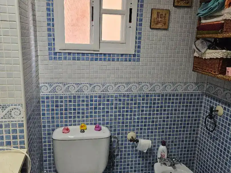Bany de Pis en venda en Motril amb Aire condicionat i Balcó