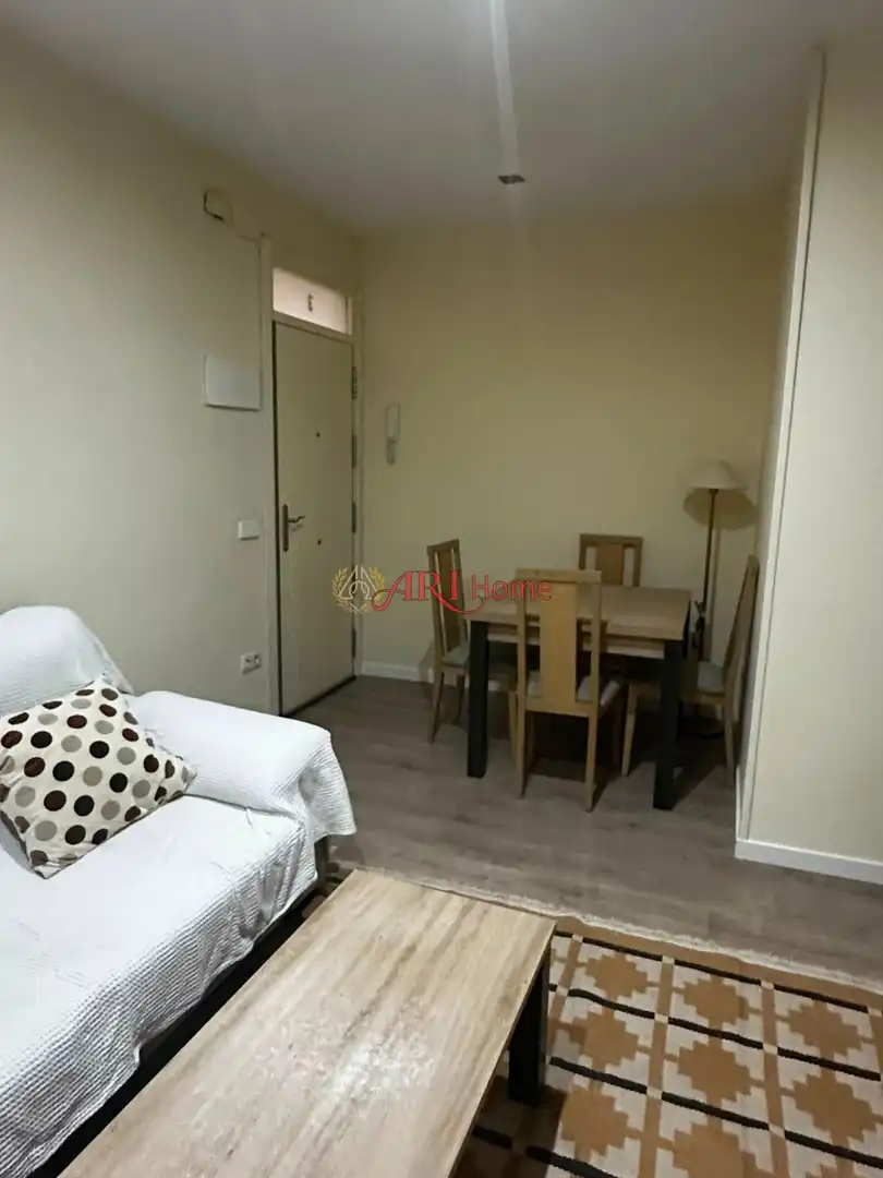 Bedroom of Flat for rent in Madrid  with Heating and Furnished