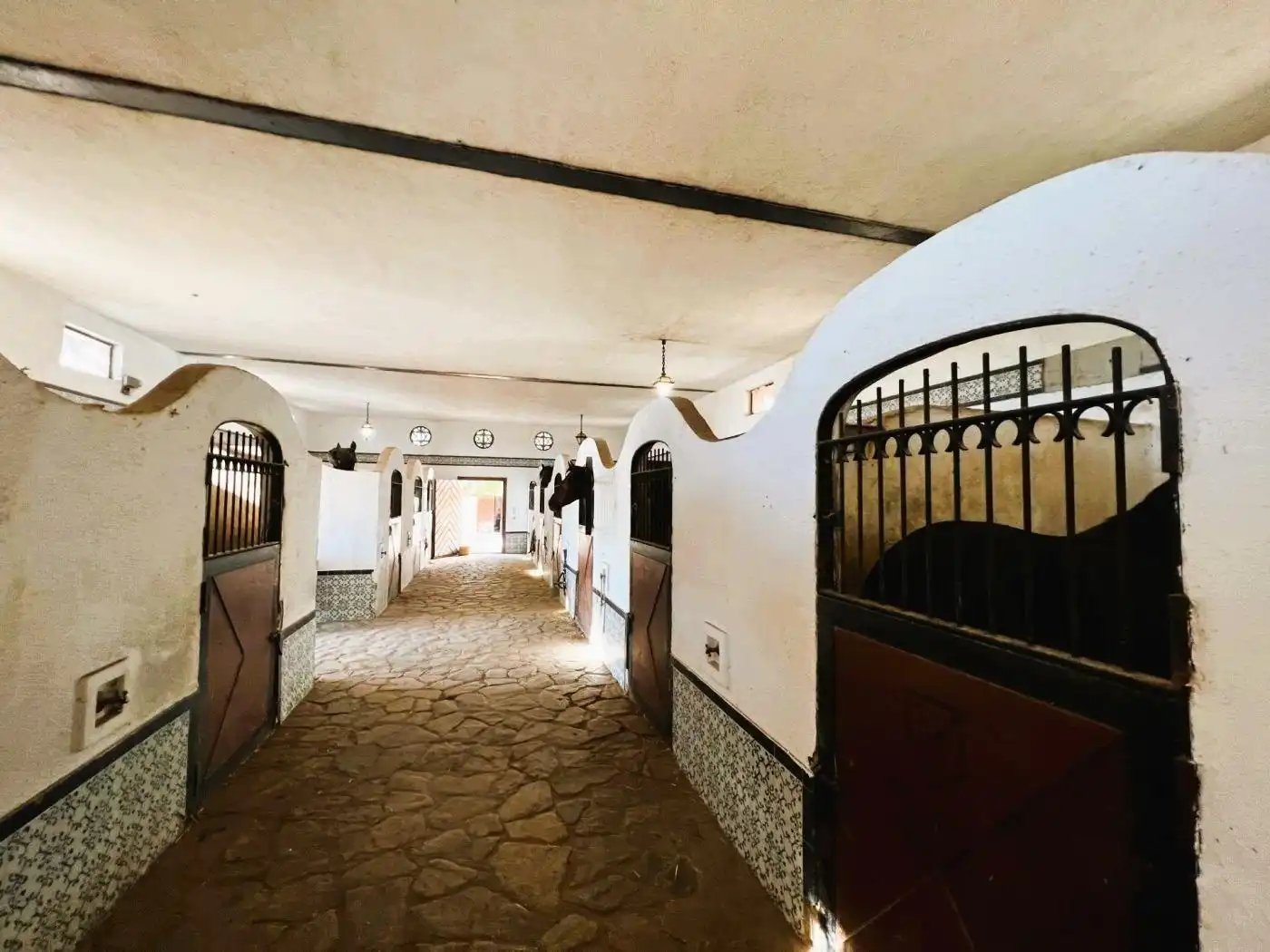 Country house zum Verkauf in Novelda mit Klimaanlage, Heizung und Privatgarten